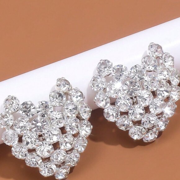 Silver Fantasy Women's Round Crystal Heart Shaped Clip On Earrings - Picture 3 of 4